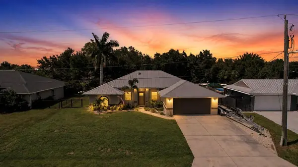 28450 SILVER PALM DR, Punta Gorda, FL 33982