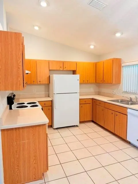 5 PONTIAC LN #B, Palm Coast, FL 32164