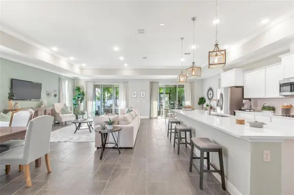 2214 ELEGANT MANOR CIR, Edgewater, FL 32141
