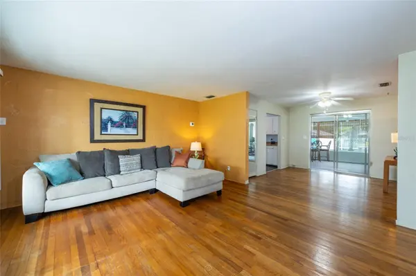1256 BEL AIRE DR, Daytona Beach, FL 32118