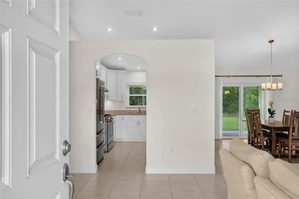 39 WHITE HOUSE DR, Palm Coast, FL 32164