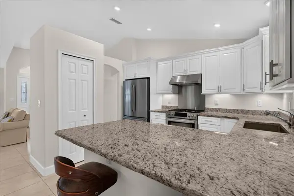 39 WHITE HOUSE DR, Palm Coast, FL 32164