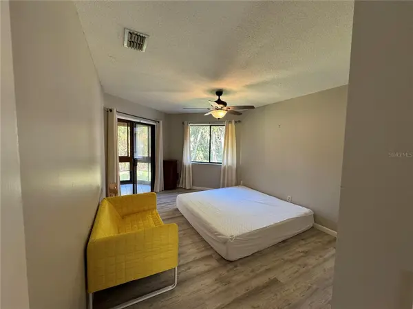 22 MID OAKS CIR #22, Palm Coast, FL 32137