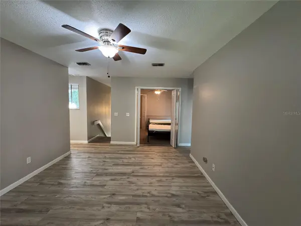 22 MID OAKS CIR #22, Palm Coast, FL 32137