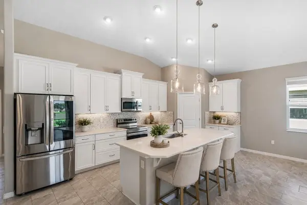 4 TIDEWAY TRL, Palm Coast, FL 32137