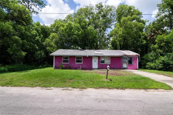 504 N 18TH ST, Palatka, FL 32177