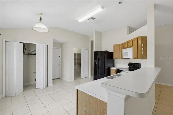 3 LOUVET LN, Palm Coast, FL 32137
