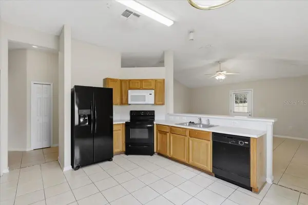 3 LOUVET LN, Palm Coast, FL 32137