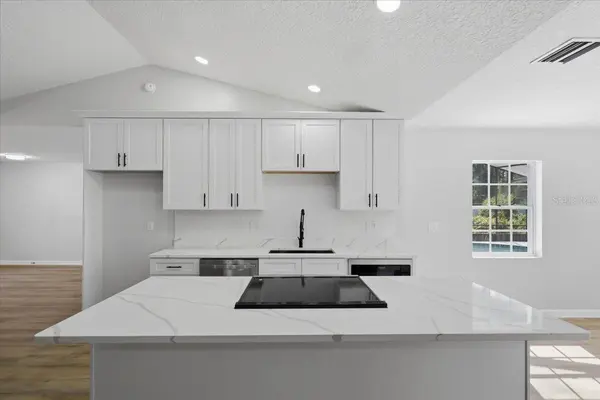 2 ELDER PL, Palm Coast, FL 32164
