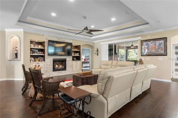 148 S COOPERS HAWK WAY, Palm Coast, FL 32164