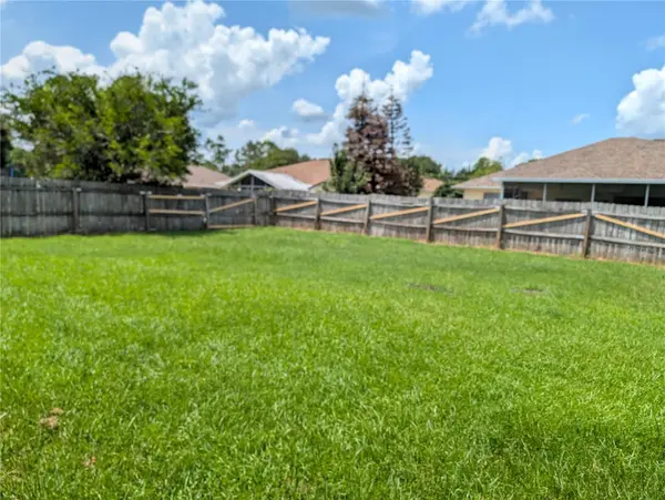 36 ROLLING SANDS DR, Palm Coast, FL 32164