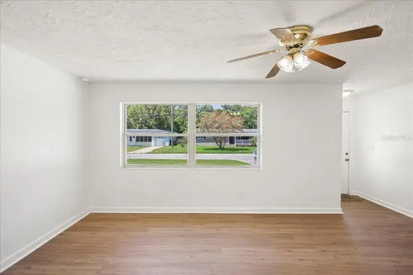 2125 W LOU DR, Jacksonville, FL 32216