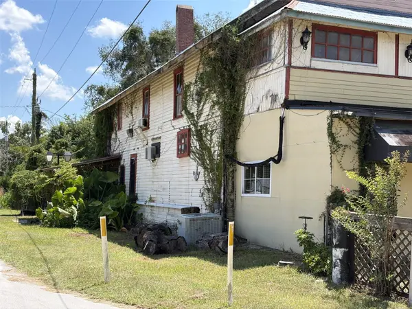 195 RAILROAD AVE, Osteen, FL 32764