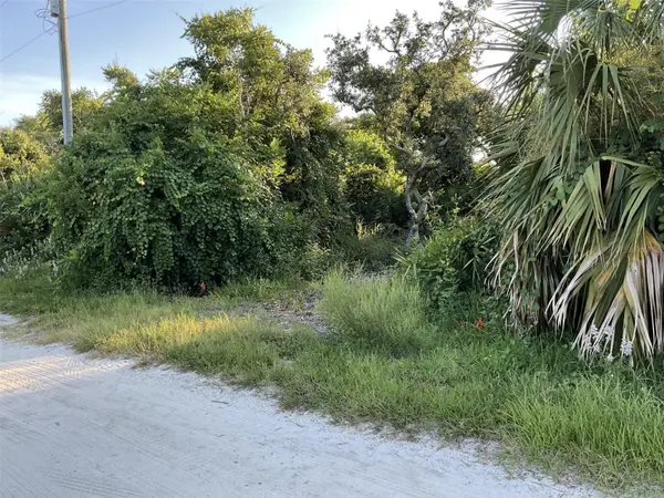 5 DOGWOOD TER, Palm Coast, FL 32137