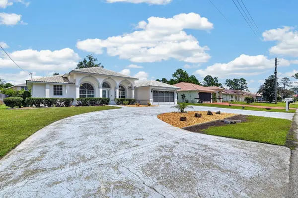 68 WHIPPOORWILL DR, Palm Coast, FL 32164