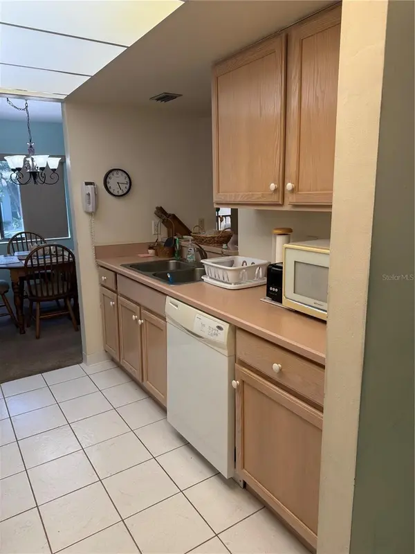 308 PALM COAST PKWY #202, Palm Coast, FL 32137