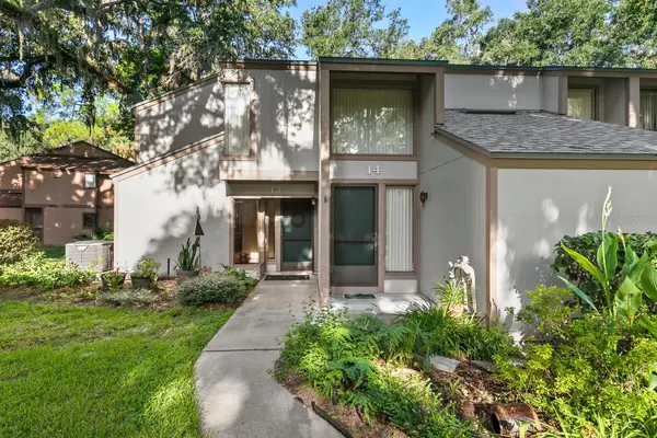 13 MID OAKS CIR #13, Palm Coast, FL 32137