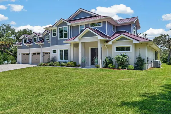 8 LEXINGTON CT, Flagler Beach, FL 32136