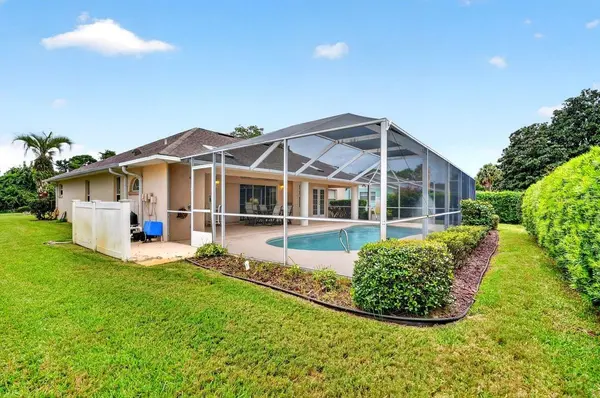 49 FORTUNE LN, Palm Coast, FL 32137