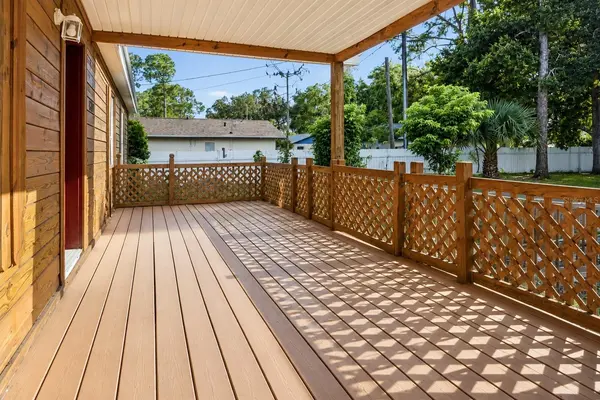 36112 LAKE UNITY RD, Fruitland Park, FL 34731