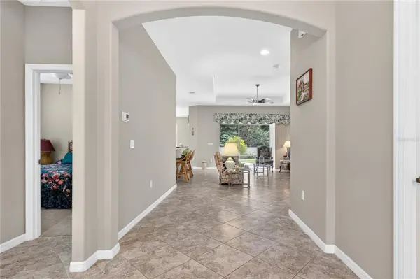 8356 BRIDGEPORT BAY CIR, Mount Dora, FL 32757