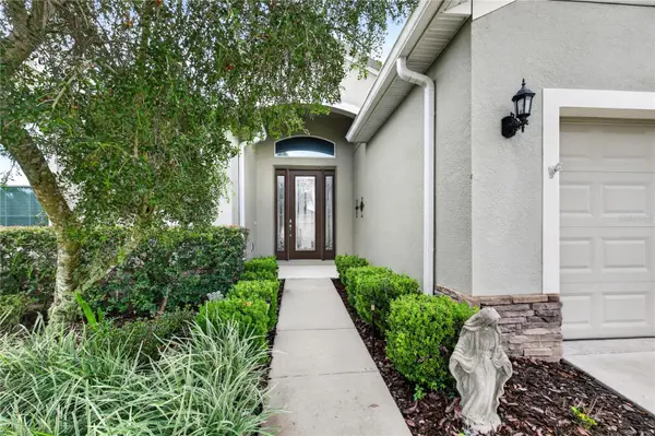 8356 BRIDGEPORT BAY CIR, Mount Dora, FL 32757