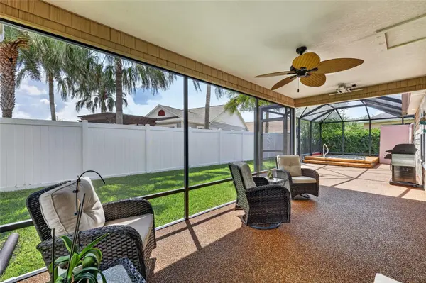 1613 PENNECAMP DR, The Villages, FL 32162