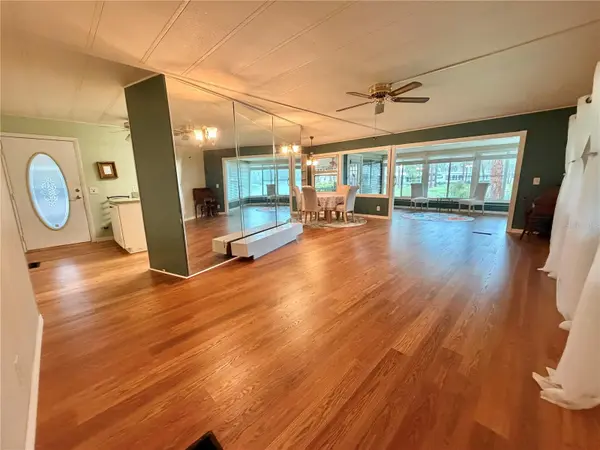 320 PALO VERDE DR, Leesburg, FL 34748