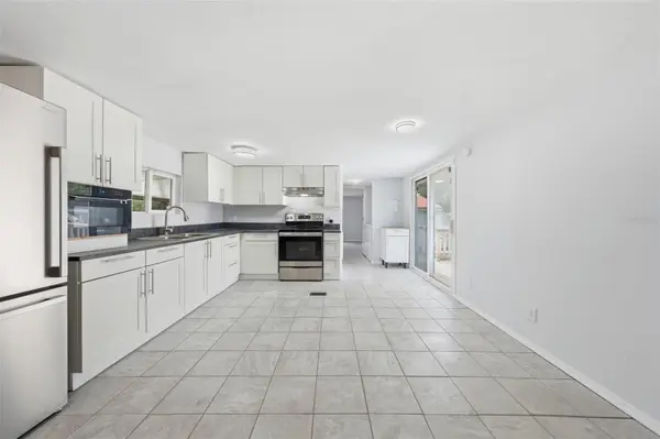 44945 2ND ST, Deland, FL 32720