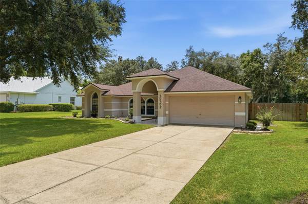 10102 SILVER BLUFF DR, Leesburg, FL 34788