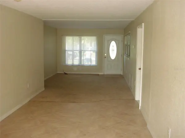 1300 PARK AVE, Tavares, FL 32778