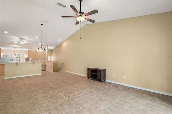 5368 COMPASS PT #202, Oxford, FL 34484