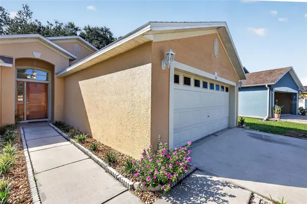 517 PEPPERMILL CIR, Kissimmee, FL 34758