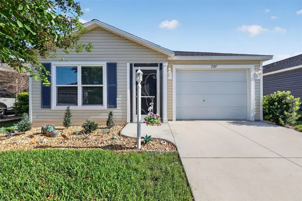 737 LOUISE LN, The Villages, FL 32163