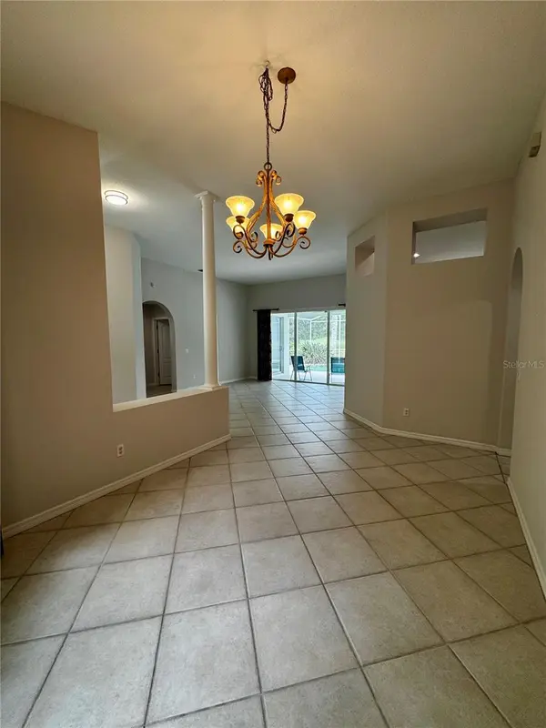 2001 PARK FOREST BLVD, Mount Dora, FL 32757