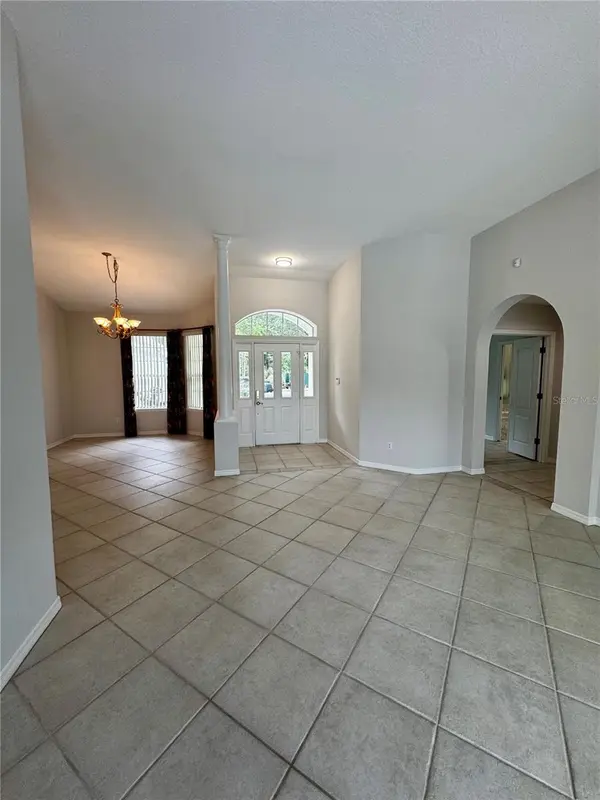 2001 PARK FOREST BLVD, Mount Dora, FL 32757