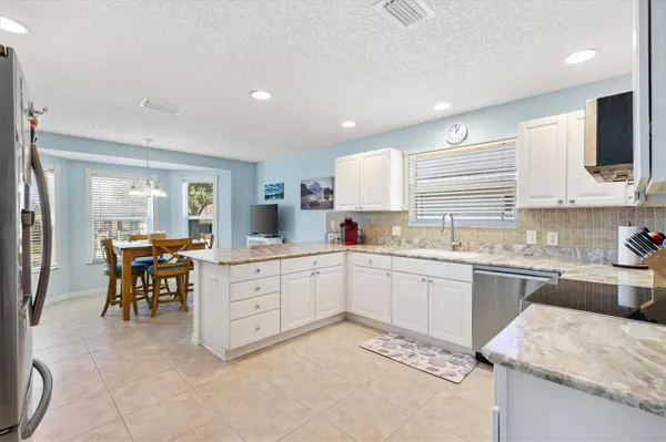 7815 SE 166TH HIBERNIA LN, The Villages, FL 32162