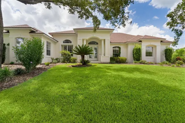 39407 TREELINE DR, Lady Lake, FL 32159
