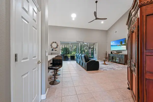 5039 GREENBRIAR TRL, Mount Dora, FL 32757