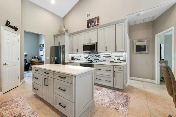 5039 GREENBRIAR TRL, Mount Dora, FL 32757