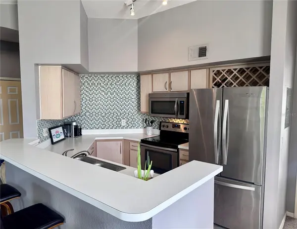7350 WESTPOINTE BLVD #232, Orlando, FL 32835
