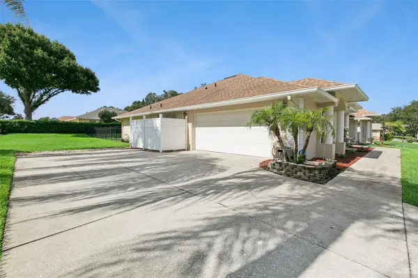 10520 JARDIM DE LARGO ST, Clermont, FL 34711