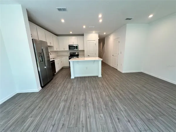 3031 JESSAMINE DR, Tavares, FL 32778