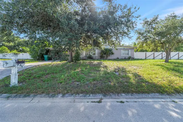 809 DONNELLY ST, Eustis, FL 32726