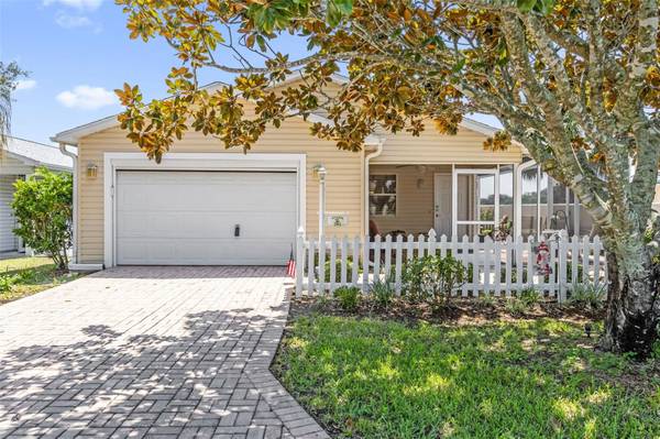 2801 BARBOZA DR, The Villages, FL 32162