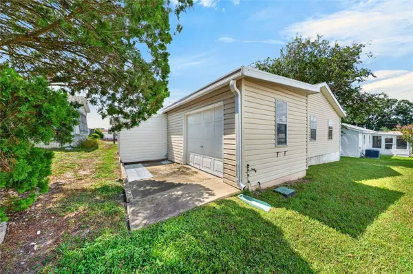 1207 PALMETTO DR, The Villages, FL 32159