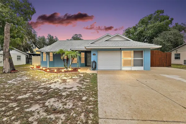 606 CRICKET HOLLOW LN, Eustis, FL 32726