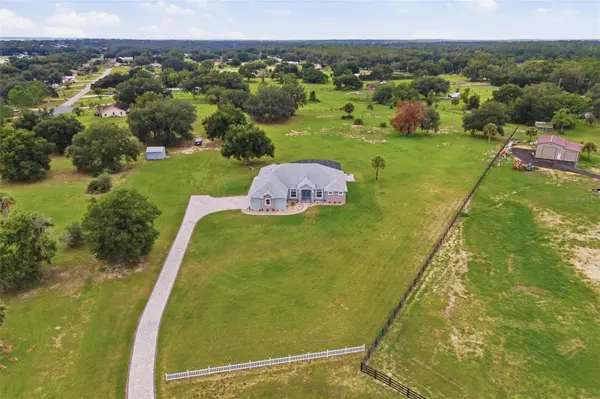 5489 NANTAHALA LN, Lady Lake, FL 32159