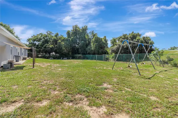 105 E BAKER ST, Minneola, FL 34715