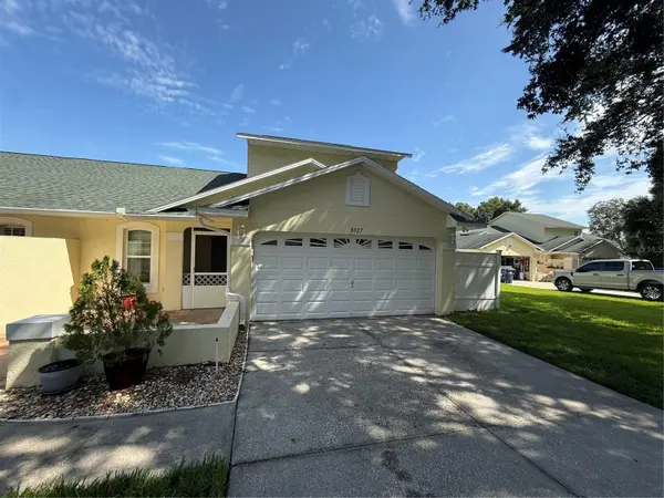 8927 COURTYARD LN, Groveland, FL 34736